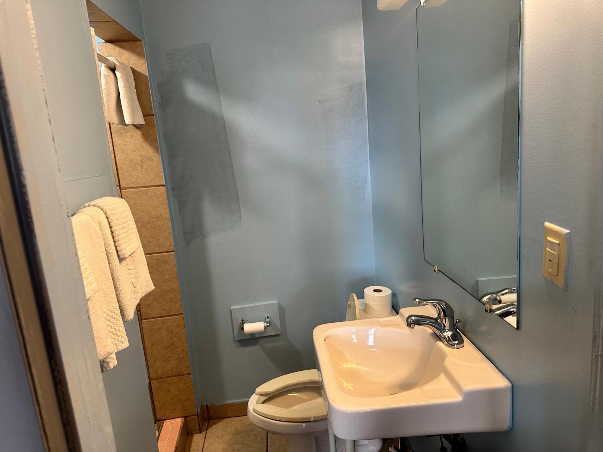 Westgate Manor Motel Austintown & Youngstown Ohio Extérieur photo