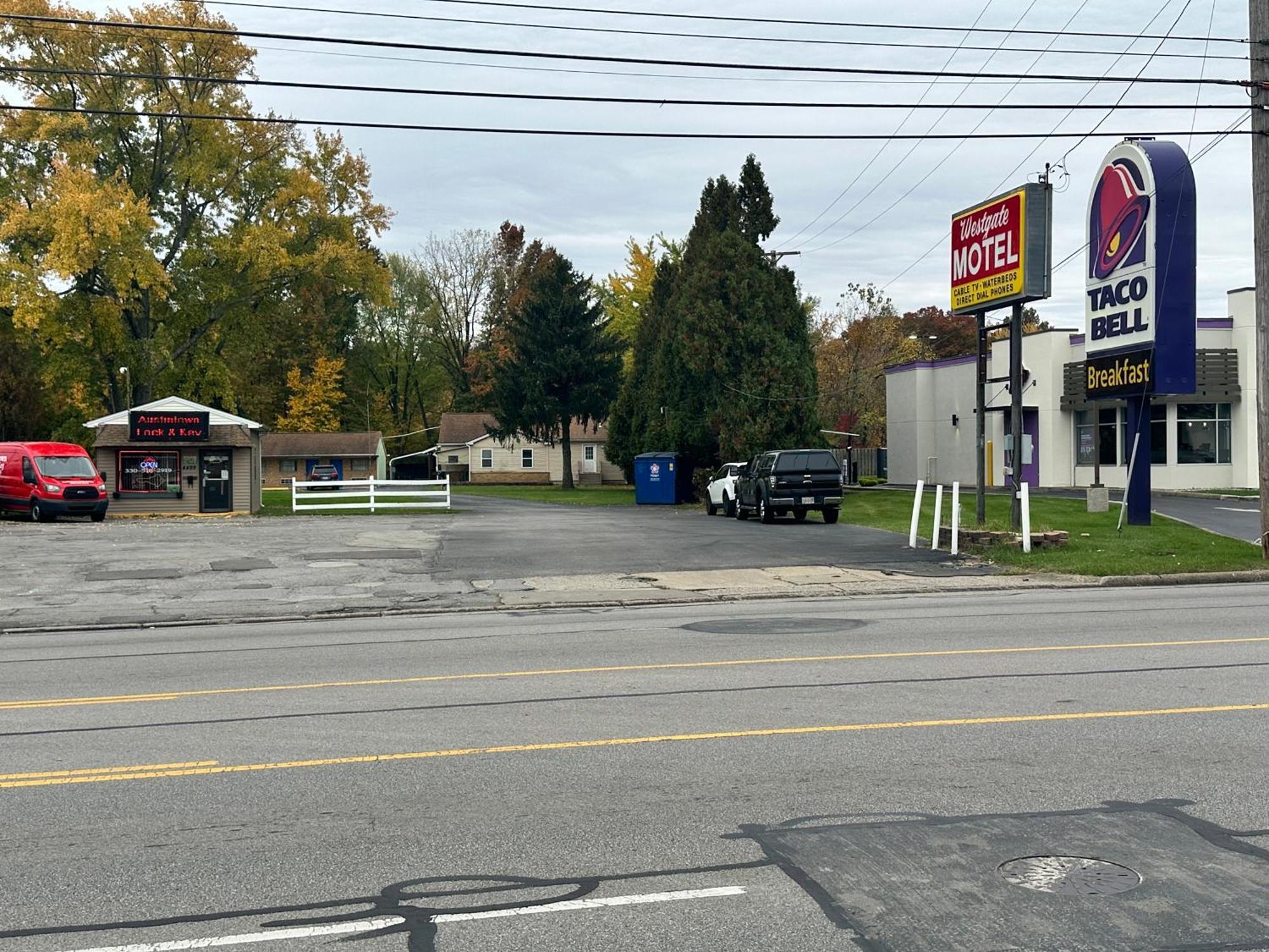 Westgate Manor Motel Austintown & Youngstown Ohio Extérieur photo